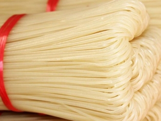 行業(yè)新聞螺螄粉烘干房每平米可以烘干130斤粉